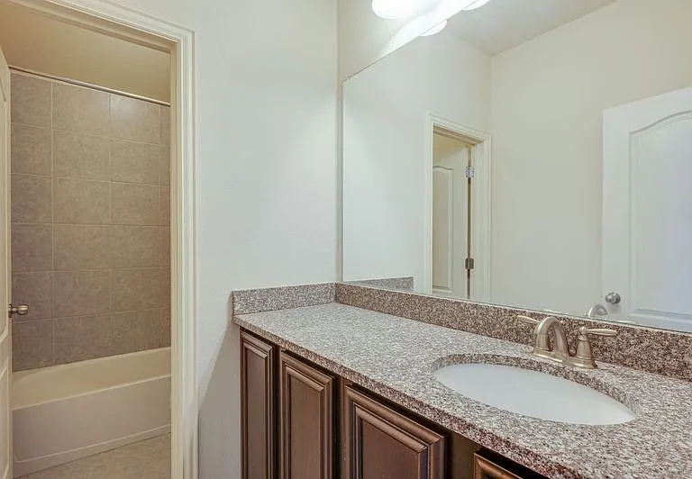 4001 Eaton Park Dr — Photo 11