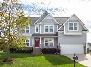7001 Silk Oak Dr, Moseley, VA 23120