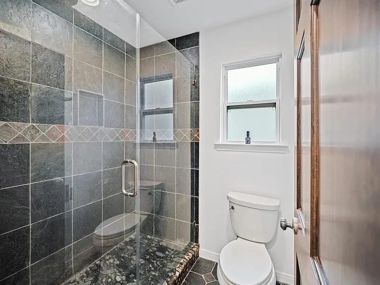 1526 Adkins Rd — Photo 14