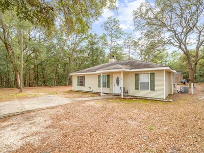90 Michaelmas Cir, Defuniak Springs, FL, 32433