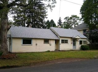 1132 8th St, Hood River, OR 97031