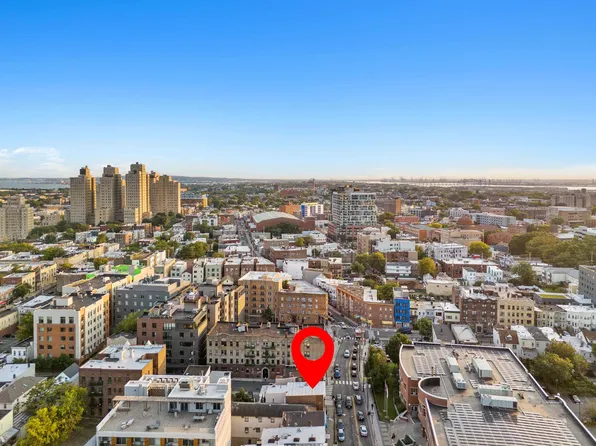 372 Summit Avenue image 27 of 31