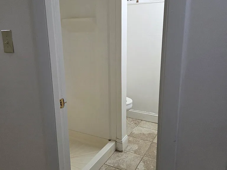 49 Pheasant St — Photo 10