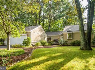 2521 Spanish Moss Ct, Reston, VA 20191