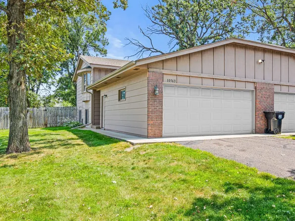 10563 Martin St NW, Coon Rapids, MN 55433