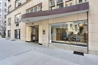 Rented by Luxury Condominium Group LLC