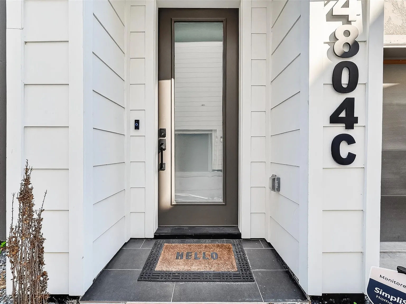 3 bed, 3.5 bath, 1842 sqft, $2,500 — Photo 4