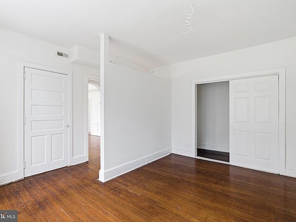 5th image of 5939 Drexel Rd Floor 3