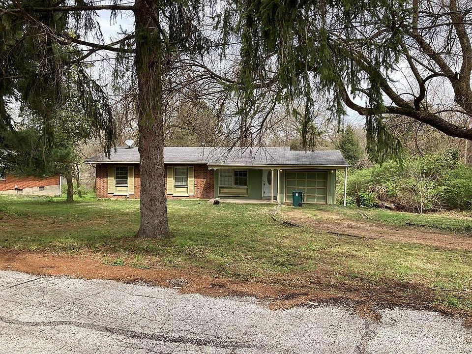 1st image of 5 Sassafras Ln