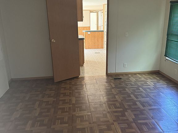 4th image of 74 Volewood Ln