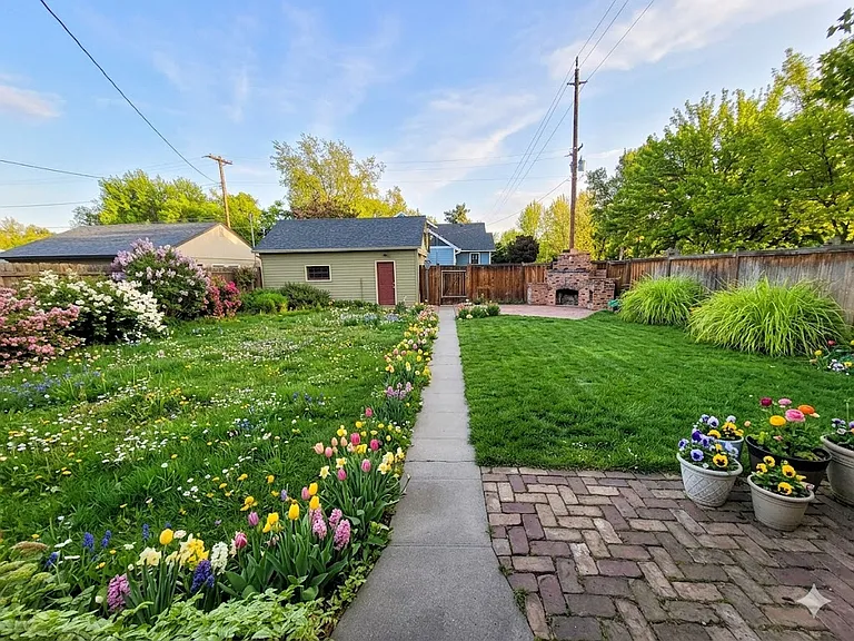 2400 W Idaho St — Photo 11