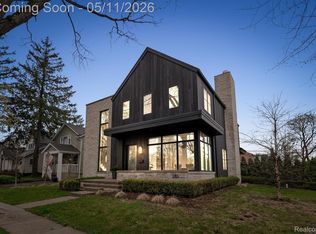 283 E Lincoln St, Birmingham, MI 48009