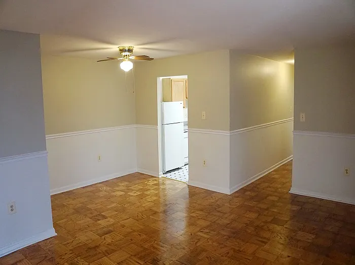 Calvert Hall Apartments — Photo 24