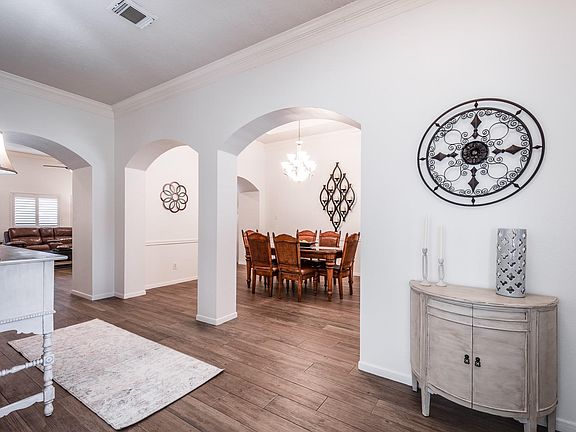 3rd image of 7402 Shady Arbour Ct