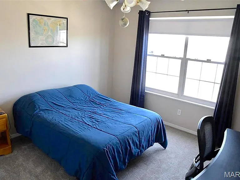 347 Logan Dr — Photo 15