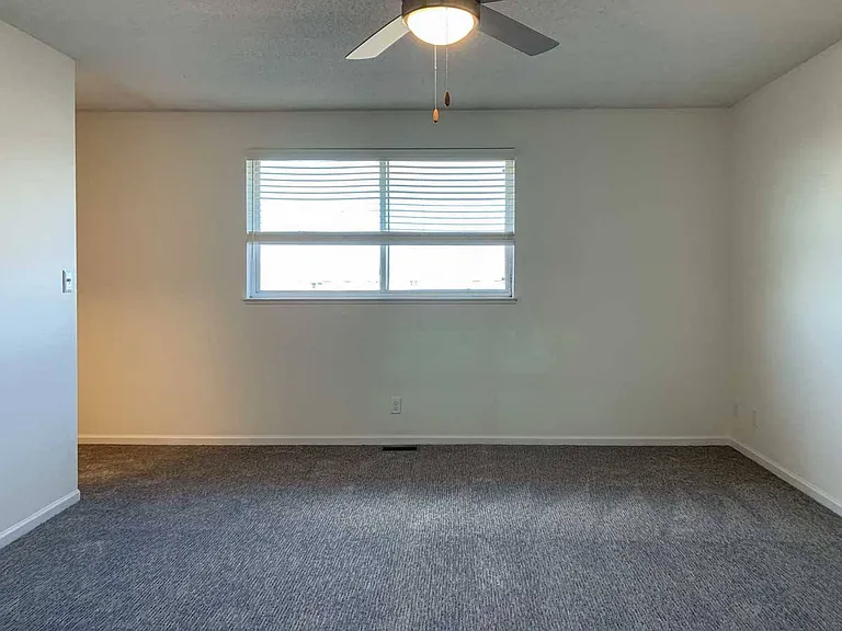 Northridge Heights Apartments — Photo 174