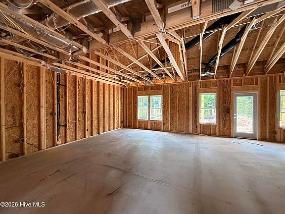 4th image of 454 Hyland Hills Road