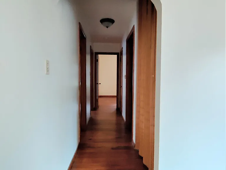 211 Wyoming Ave — Photo 5
