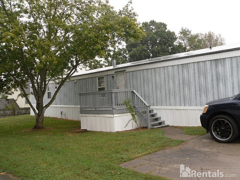 1st image of 113 Miss Ellie Dr