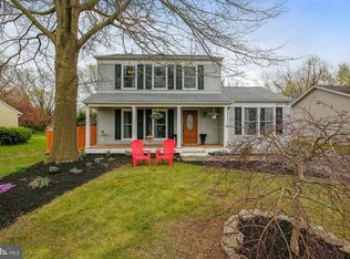 1912 Harbor Dr, Chester, MD