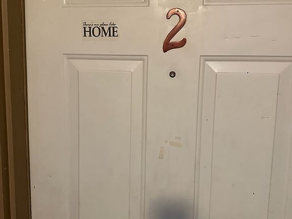 2nd image of 121 Elm St #2