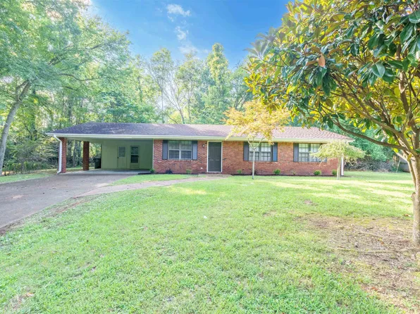 657 Rivermont Rd, Florence, AL 35634