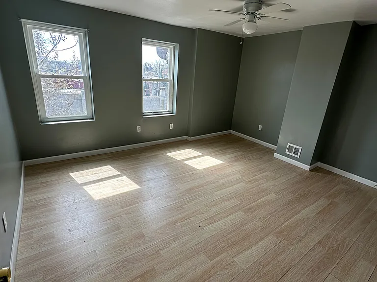 2903 Walbrook Ave — Photo 13
