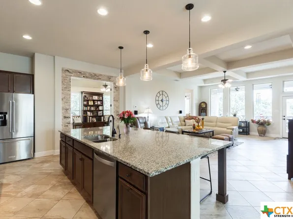 1085 Limestone Way, New Braunfels, TX 78132