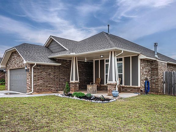 2nd image of 4112 Alnwick Ln