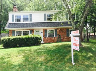 4501 Hamilton Dr, Woodbridge, VA 22193