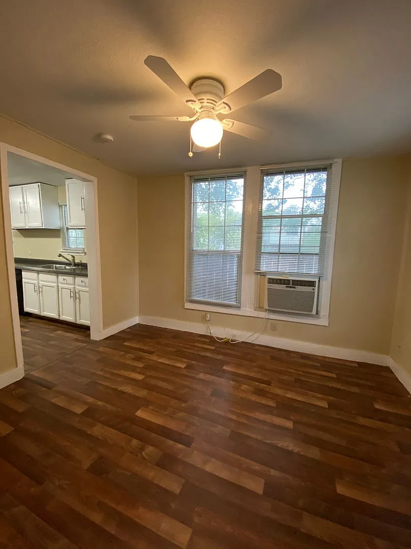 78702 - east of Downtown SFH — Photo 4