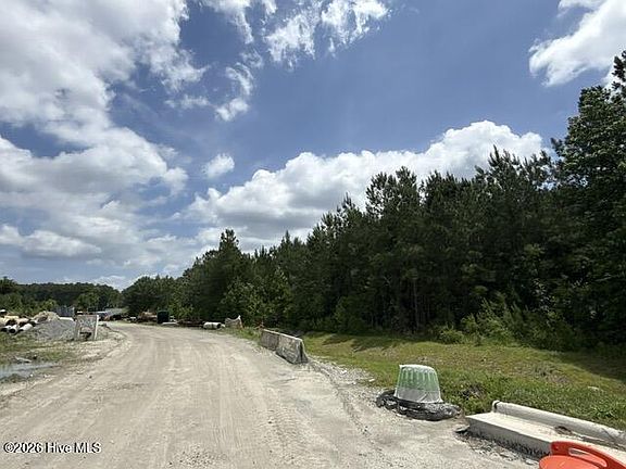 3rd image of 00 E Us 70 Highway