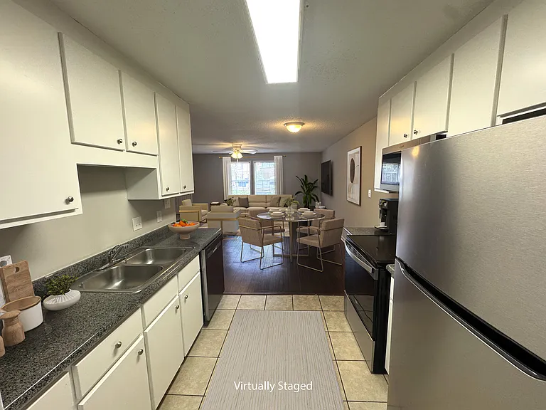 Pineview Townhomes — Photo 75