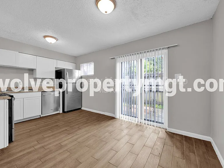 3434 Pruett Ct — Photo 6