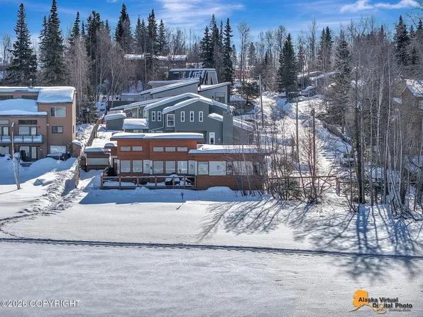 6525 McGill Way, Anchorage, AK 99502