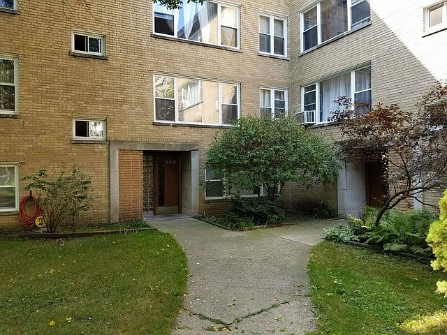 1st image of 6138 N Damen Ave
