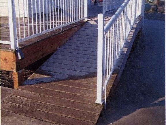 Ramp to deck