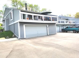 110974 Von Hertzen Cir, Chaska, MN 55318