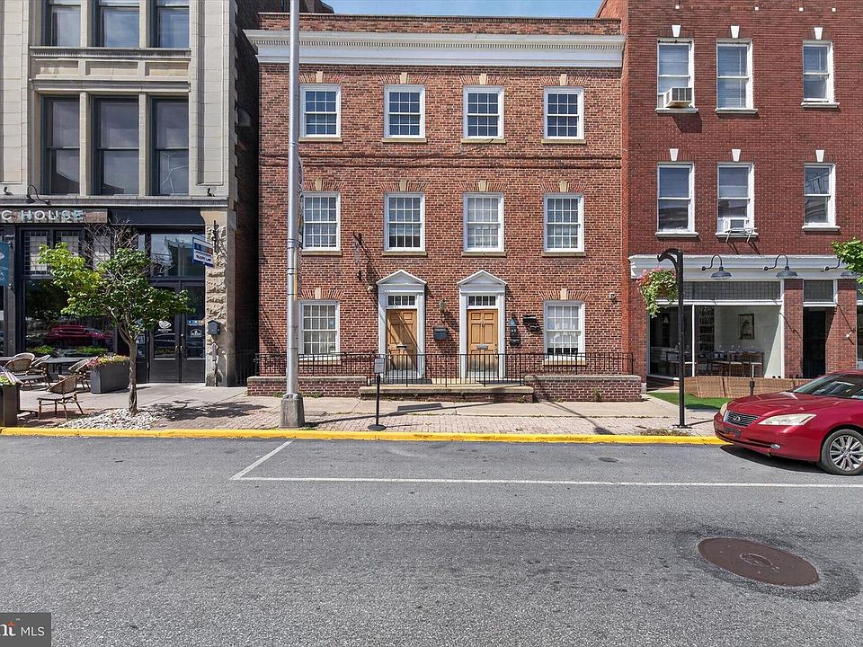 1st image of 118 N George St
