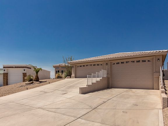 3rd image of 3240 Thistle Dr