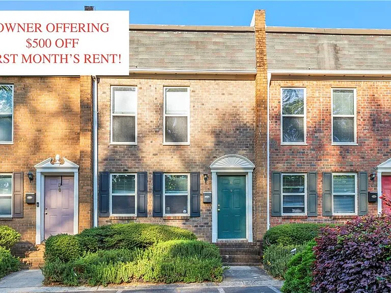 245 Winding River Dr #E — Photo 1