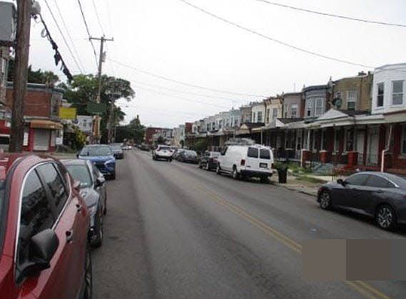 2nd image of 1932 E Tioga St