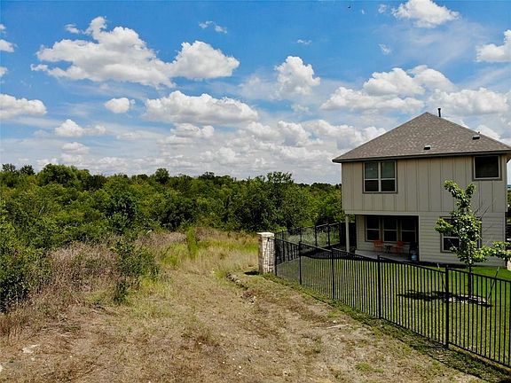 5th image of 3651 Sandy Brook Dr Unit 114