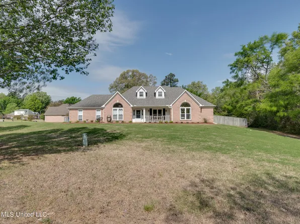 9936 Dorothy Dr, Olive Branch, MS 38654