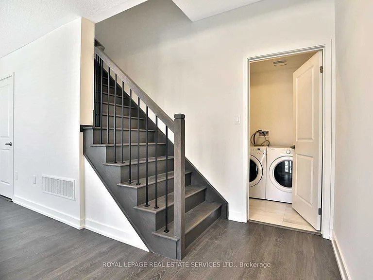 3191 Ernest Appelbe Blvd — Photo 4