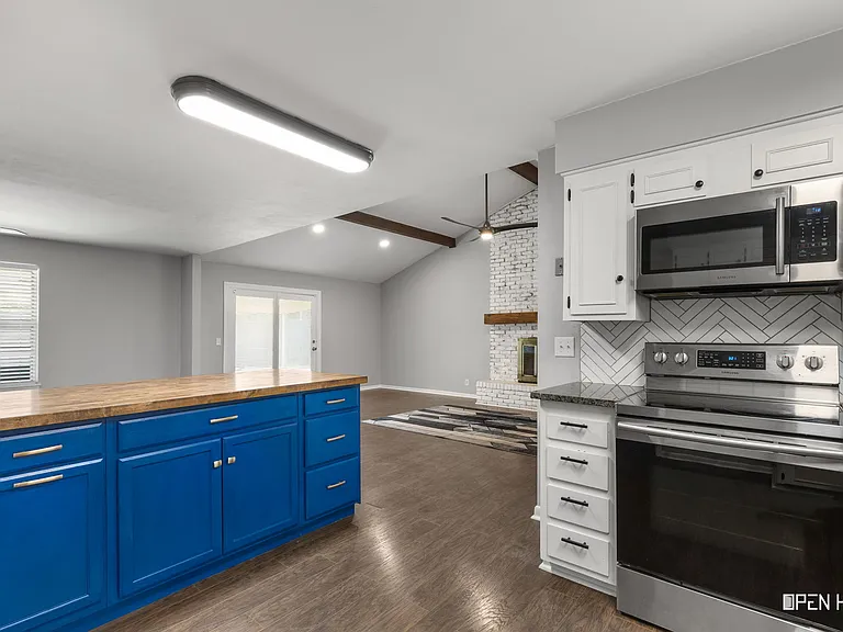 4805 Big Bend Dr — Photo 11