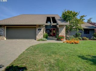 3221 SW Willow Pkwy, Gresham, OR 97080