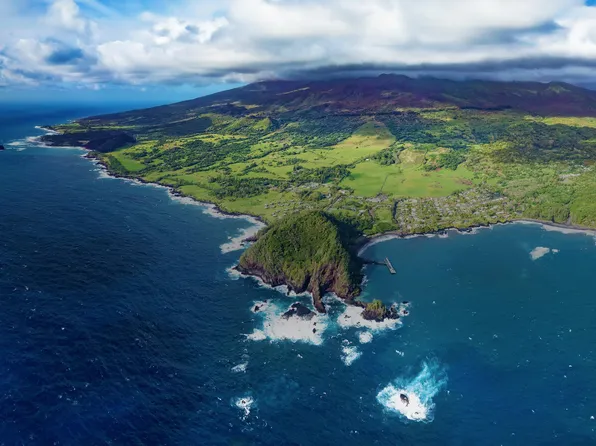 5670 Hana Hwy, Hana, HI 96713