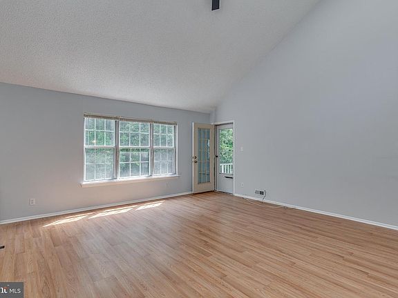 4th image of 1804B Denham Ct
