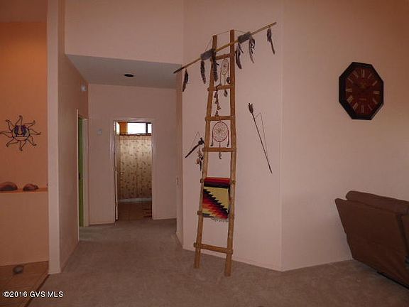 5th image of 290 N Crescent Bell Dr